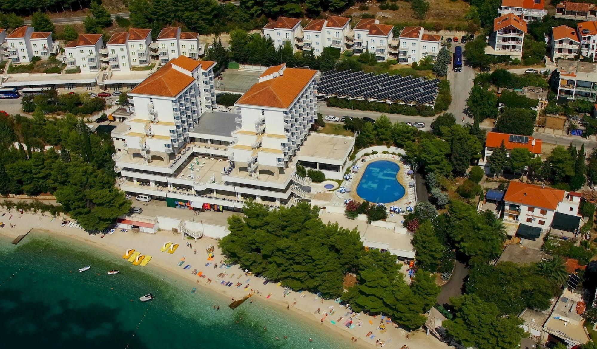 Hotel Labineca Градац Екстериор снимка